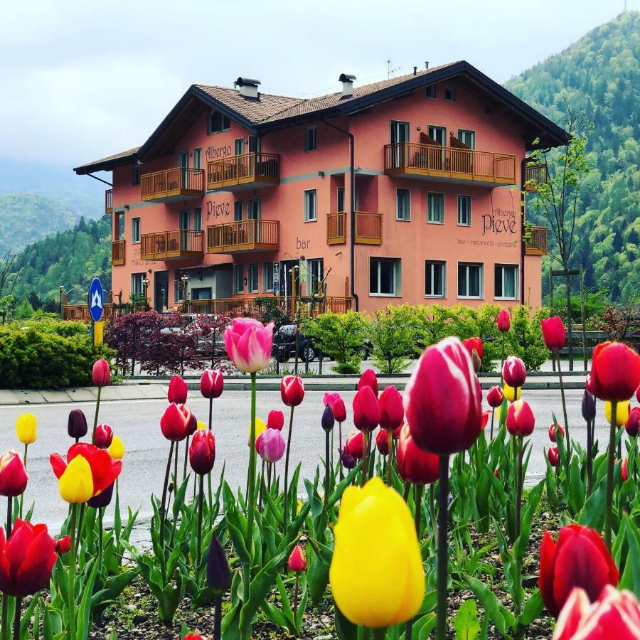 Alpieve Albergo Pieve Pieve Di Ledro Exterior photo